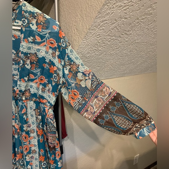 UMGEE Long Kimono with Pockets - Picture 2 of 8